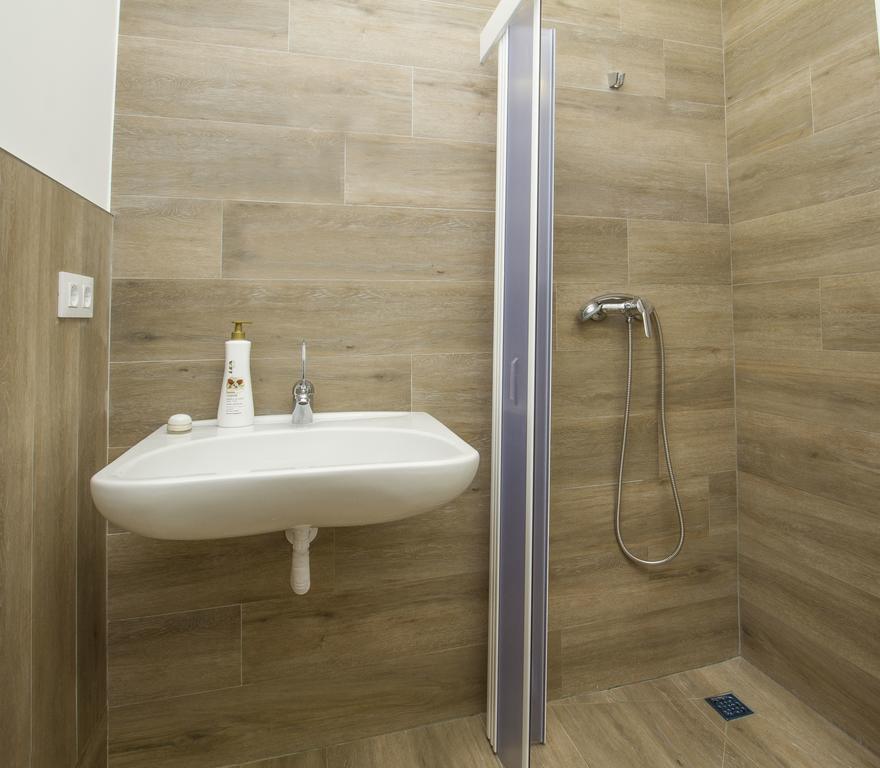Lekeitio Aterpetxea Hostel Room photo